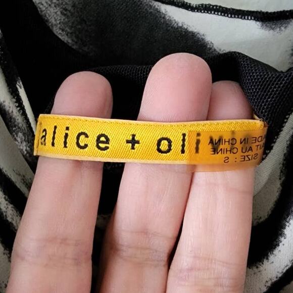 Alice + Olivia Zebra Top Blouson Silk Blend Slouchy Dress Size Small - Picture 4 of 9